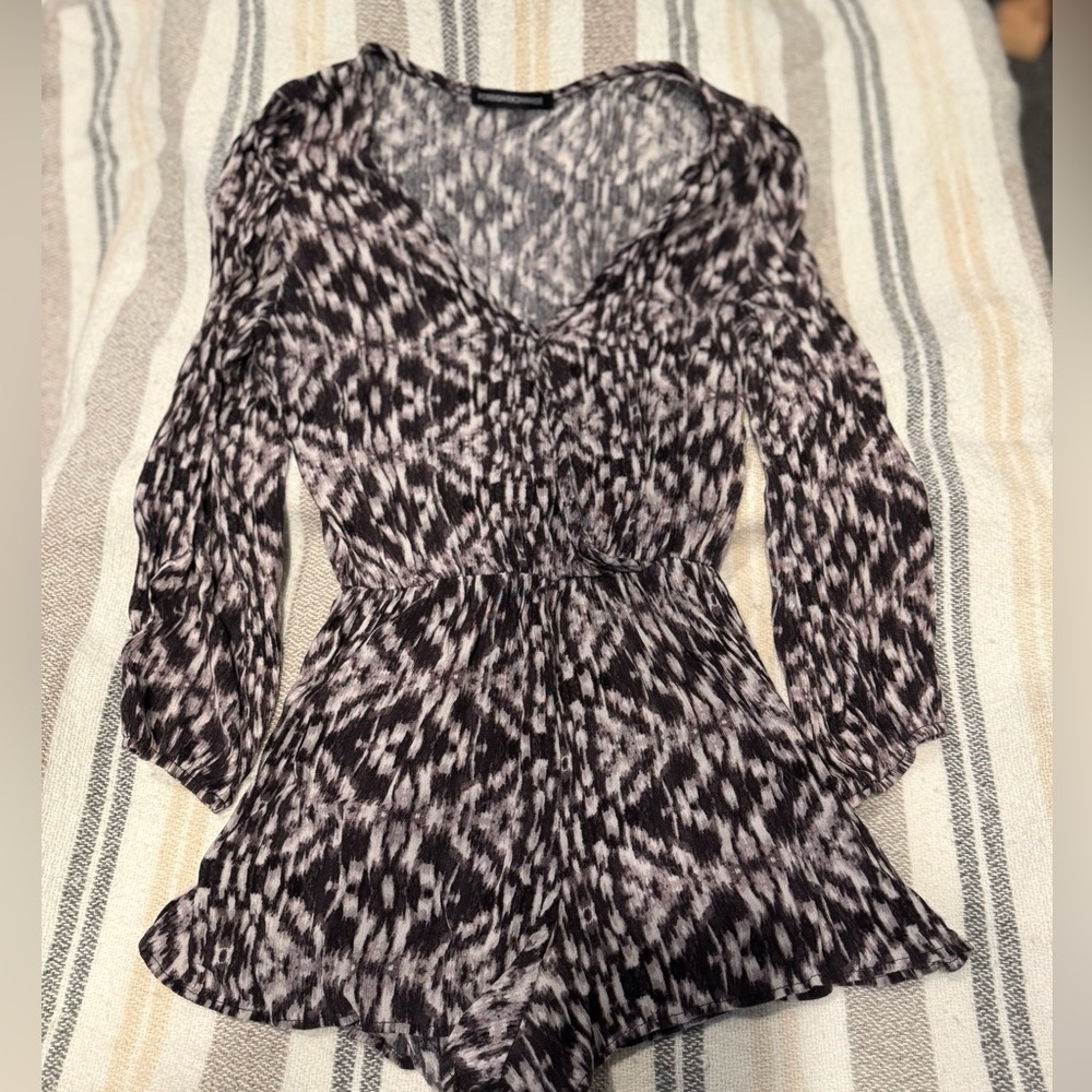 Foreign Exchange Black and Gray Patterned Romper